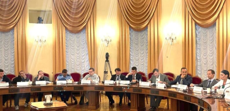 ФФР приняла участие в заседании Государственной думы по вопросу ВГК «Снежком»