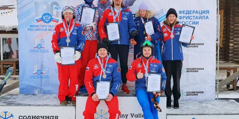 Прошел 6 этап Кубка россии по дисциплине ски-кросс