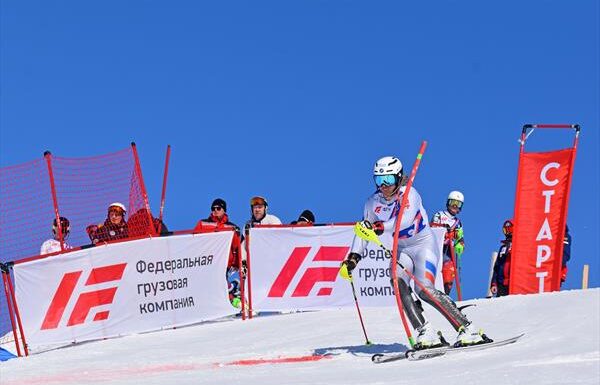 Виталина Гирина – чемпионка России в слаломе, Семен Ефимов – лучший на заключительном этапе Кубка