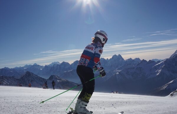 Завершилось учебно-тренировочное мероприятие сборной команды России по фристайлу в дисциплине «ски-кросс» на горе Эльбрус.