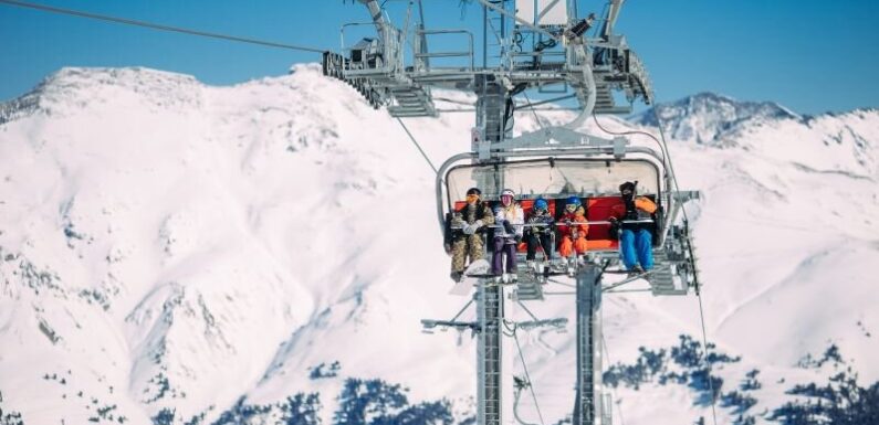 Курорт Архыз открывает горнолыжный сезон 25 ноября