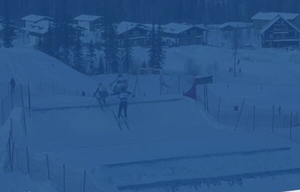 Сегодня соревновательный сезон фристайлистов в дисциплине «ски-кросс» был открыт I этапом Кубка России в возрастной категории мужчины и женщины в Горной Саланге, Кемеровская область.